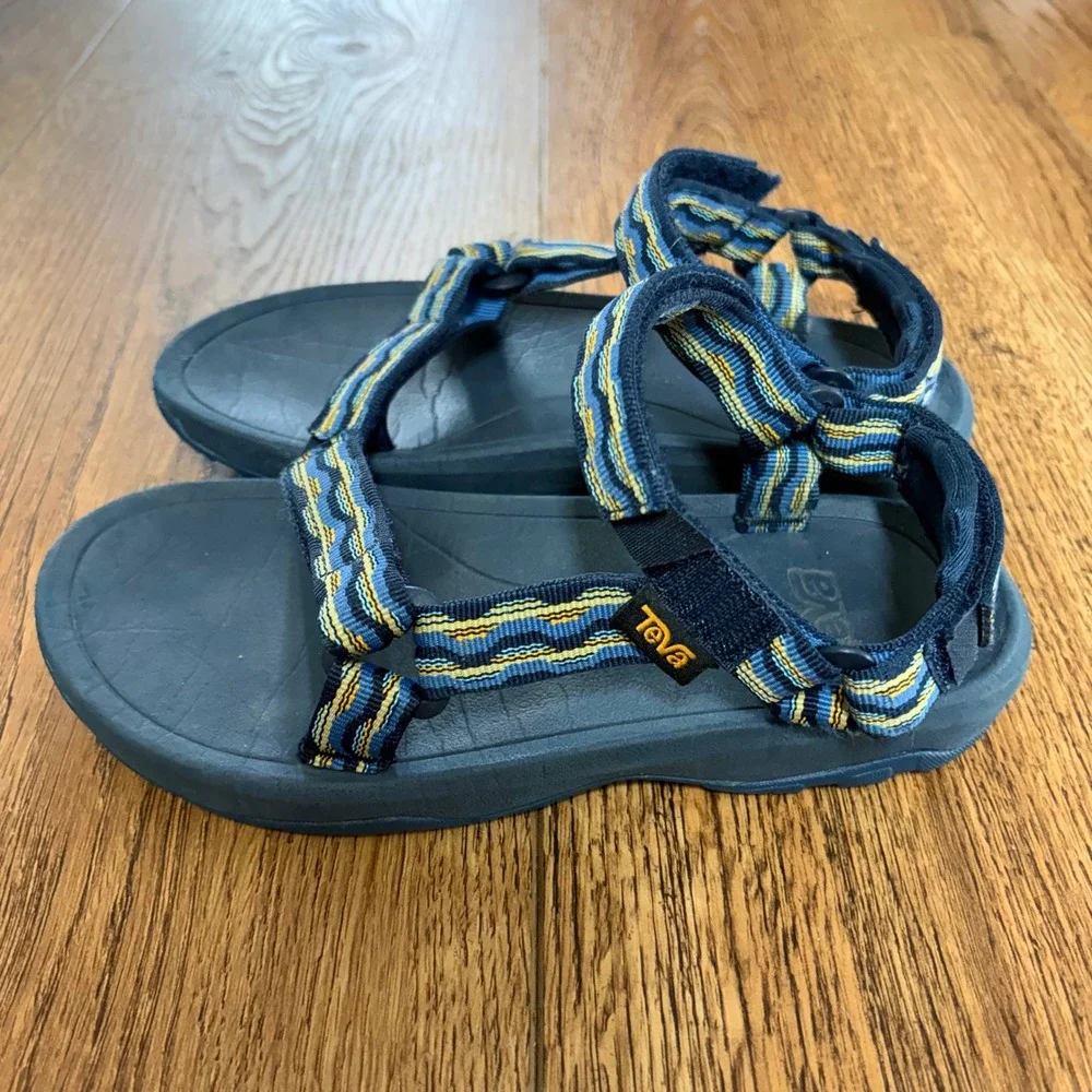 Teva Youth Hurricane XLT 2 Sandal Kishi Dark Blue Size 3 Adjustable straps